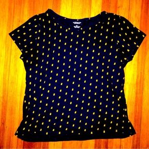 Workshop women’s pineapple print shirt 🍍
